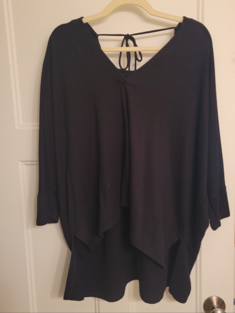Beyond Yoga Black Tie-Back V-Neck Top